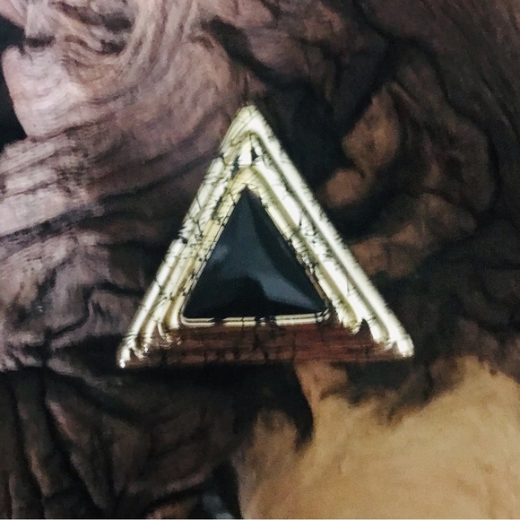 Vintage 80’s Gold Tone And Black Marbled Triangular Post 1.75 in Earrings - Picture 10 of 15